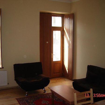 Old Metekhi Apartment Tbilisi Exteriör bild